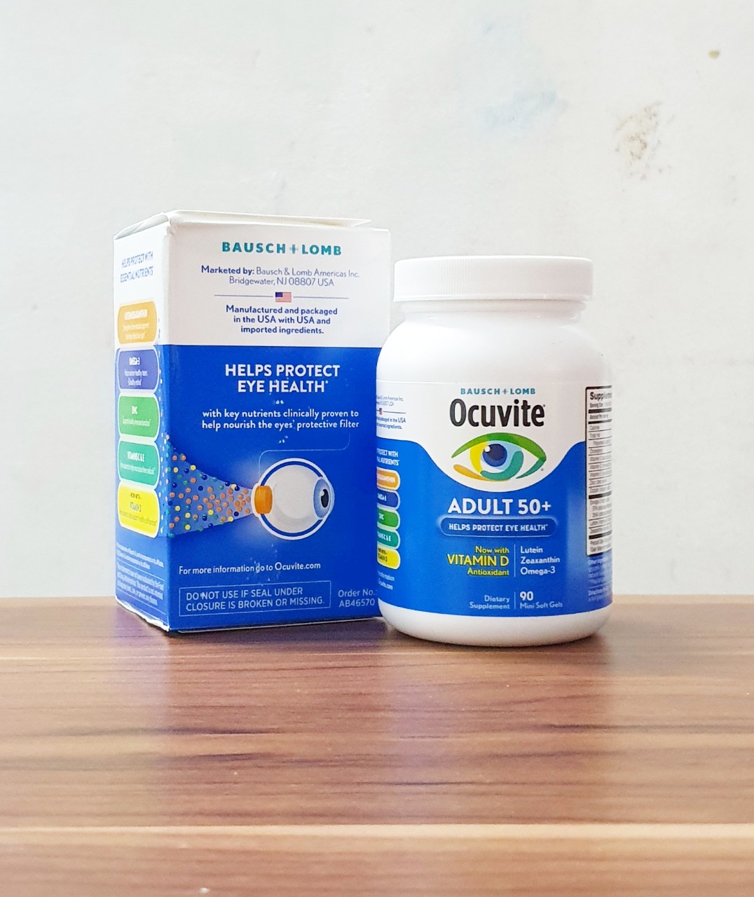 bổ mắt ocuvite eye vitamin adults 50 hộp 90 viên của Mỹ date 4-25 (4).jpg